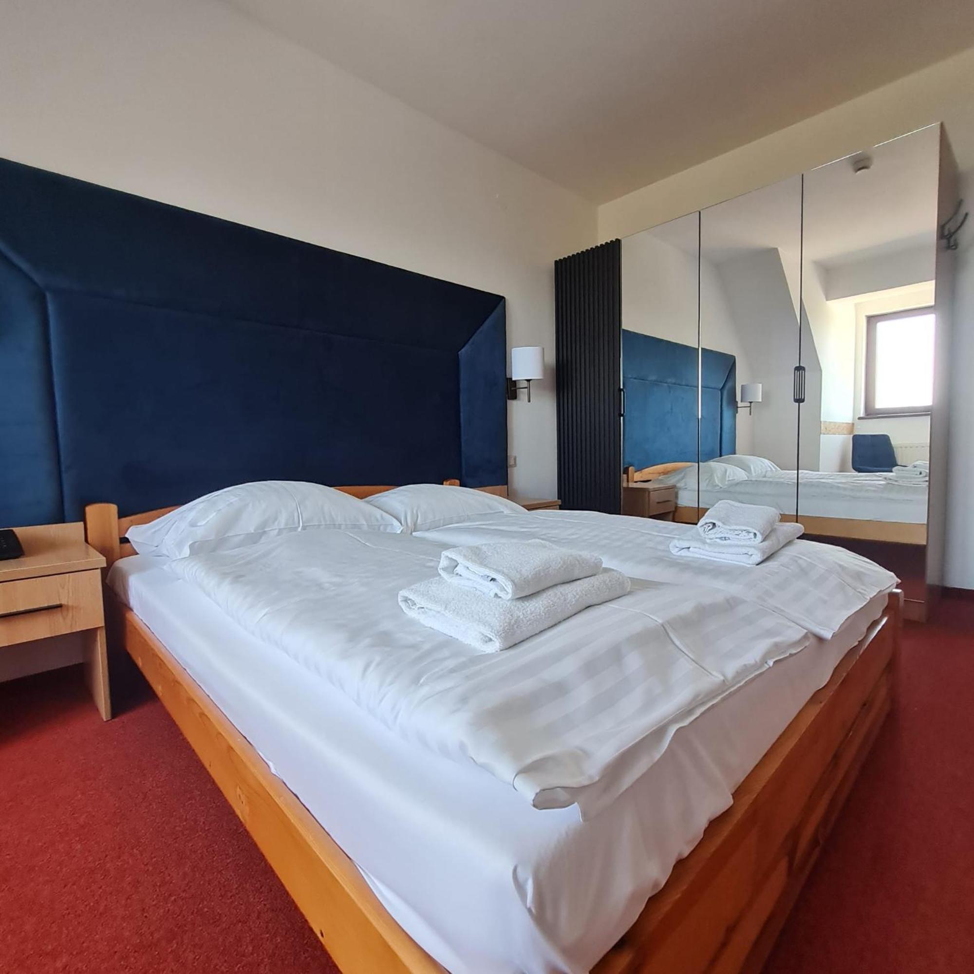 Ski Hotel Piwniczna-Zdroj Exteriér fotografie